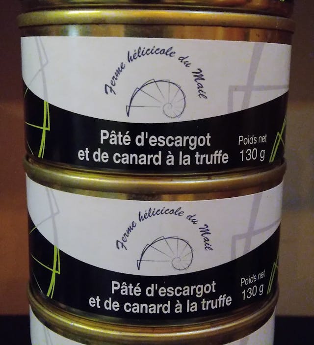 Pâté d'escargot et de canard à la truffe d'été